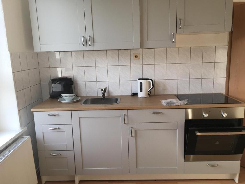 Gemuetliche Ferienwohnung Fuer 6 Personen Im Schloss Kastorf Knorrendorf Exterior photo